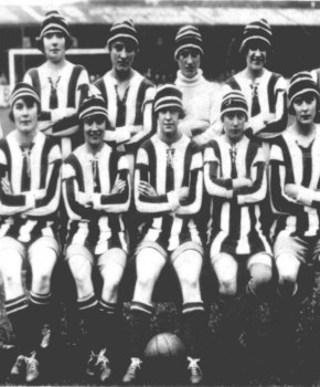 Look Closer 4eme: Sport for everyone: Women's football, episode sheets - Exercises public_resources.teaching_resource