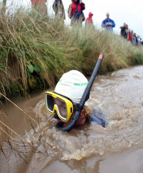 Look Closer 5eme: Britain's strangest contests: bog snorkelling, episode sheets - Exercises public_resources.teaching_resource