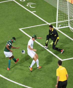 Look Closer 4eme: Sport for everyone: Blind football, episode sheets - Exercises public_resources.teaching_resource